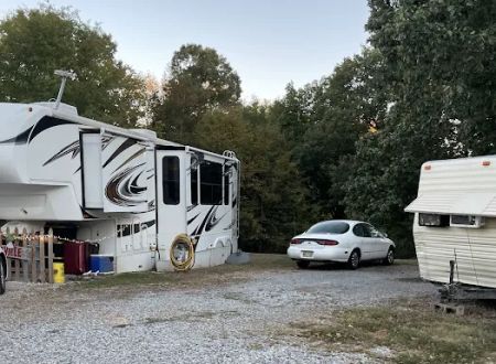 Travelers Camper Park Campground