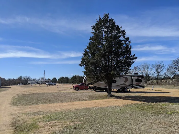 Buffalo Land Blue River RV Park Picture 7