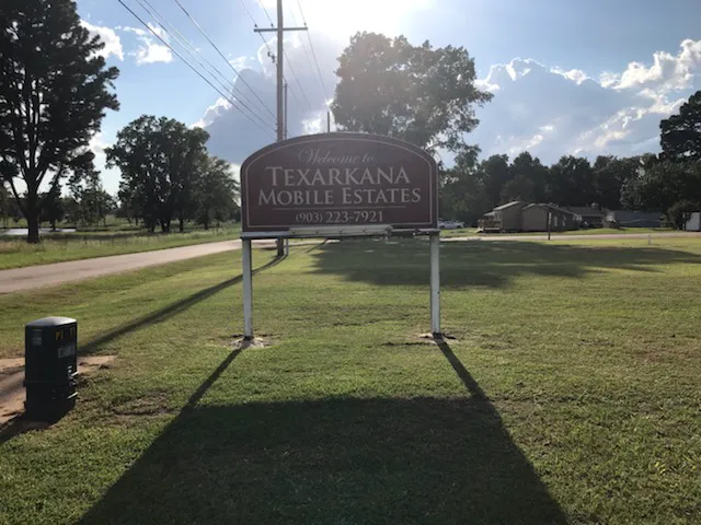 Texarkana Estates Mobile Home Community Picture 6