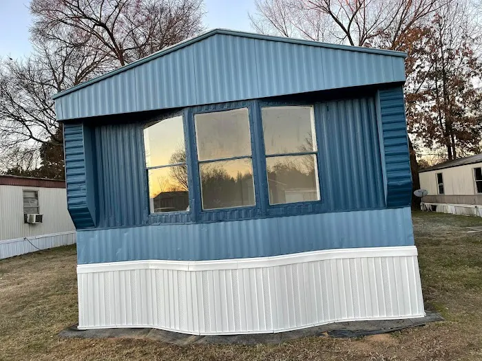 Cavalier Mobile Home Park Picture 2