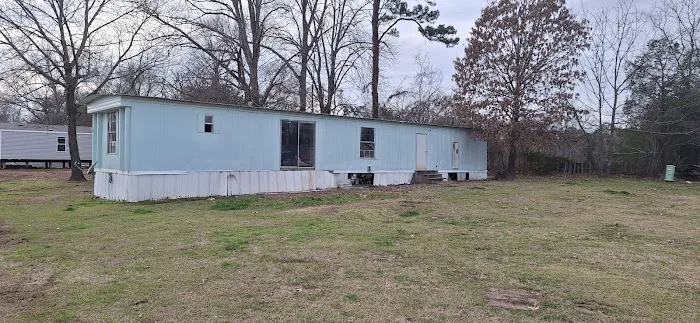 Cavalier Mobile Home Park Picture 5