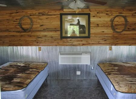 Pinecrest Campground & Cabins