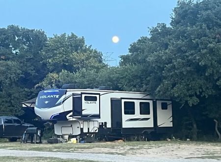 Rolling Stone Stables and RV Park