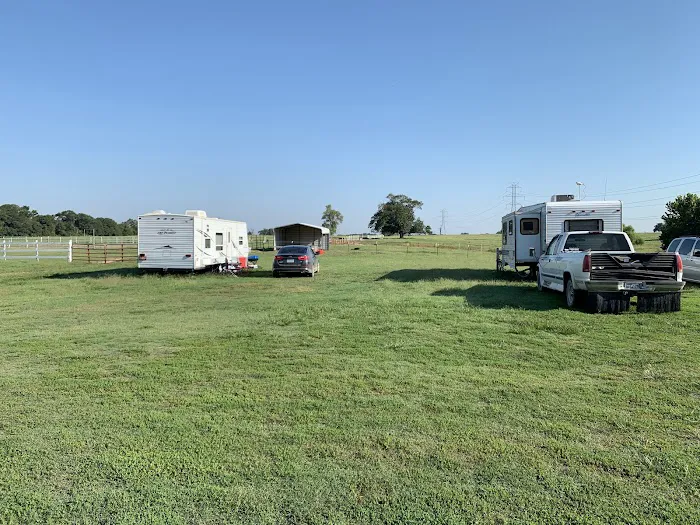 Rolling Stone Stables and RV Park Picture 3
