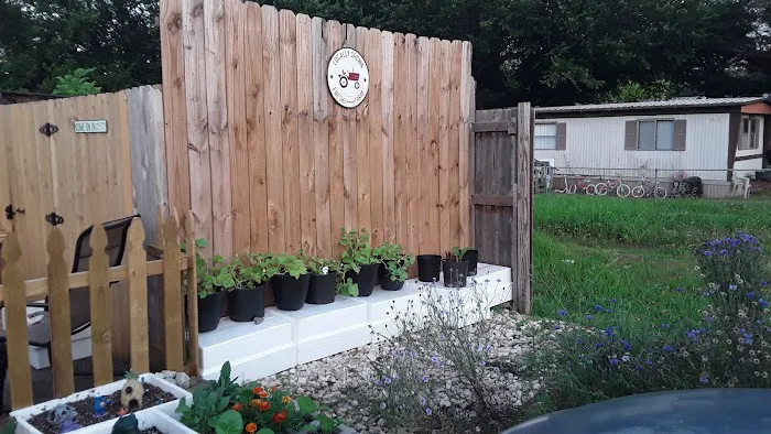 Shamrock Mobile Home Community Picture 2