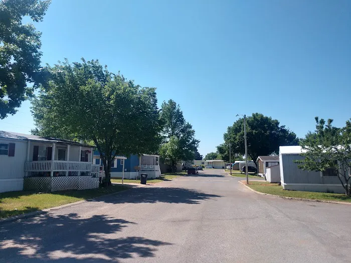 Shawnee Village Mobile Home Park Picture 8