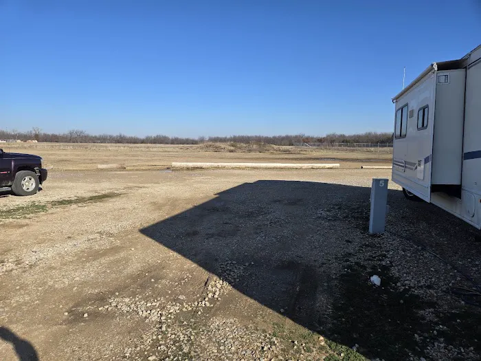 Shawnee RV Park Picture 4