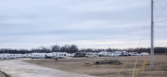Shawnee RV Park Picture 9