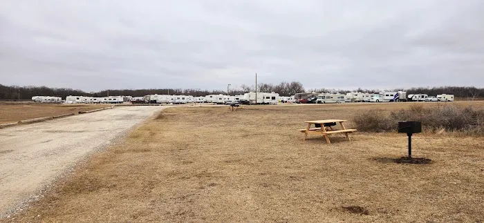 Shawnee RV Park Picture 6