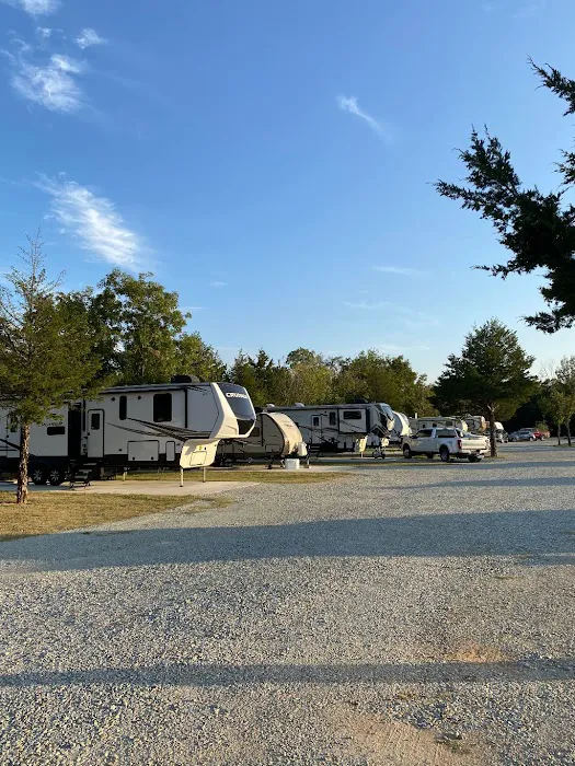 Happy Acres RV Park & Campground Picture 2