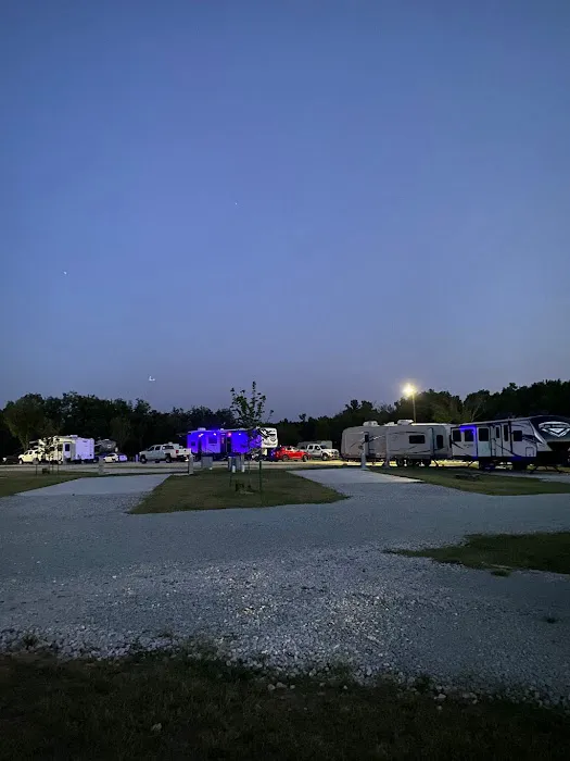 Happy Acres RV Park & Campground Picture 4