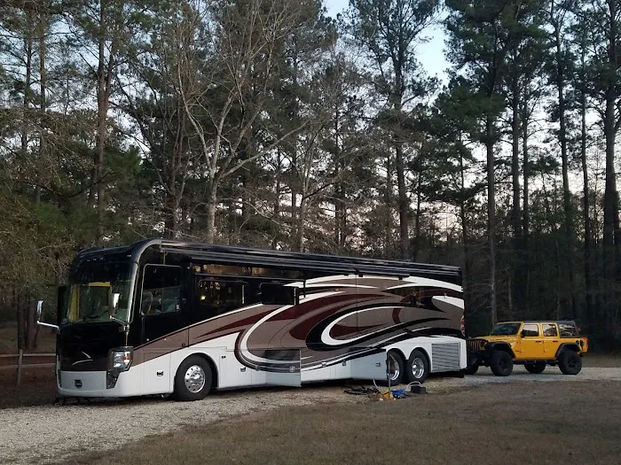 Four Season's RV Park Picture 6