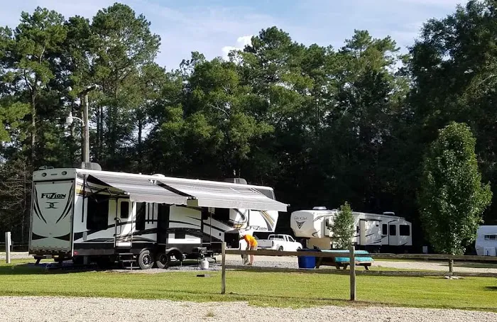 Four Season's RV Park Picture 9