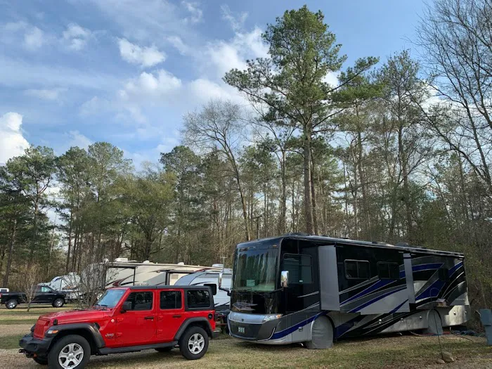 Four Season's RV Park Picture 7