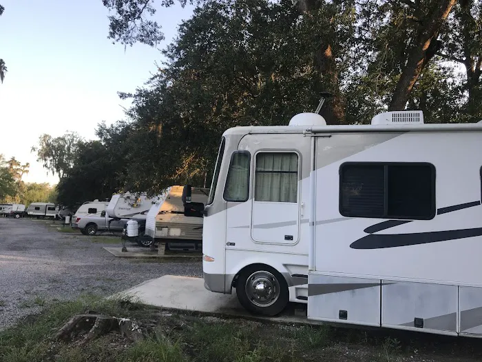 Mozella RV Park Picture 7