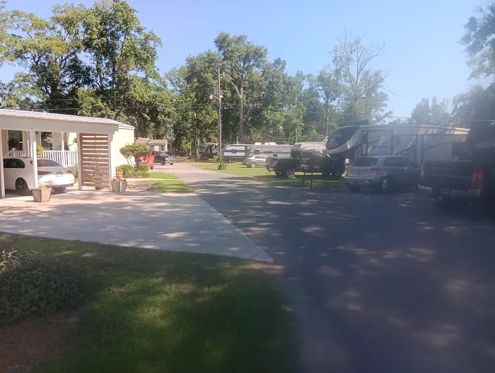 J's Place RV Park Picture 6