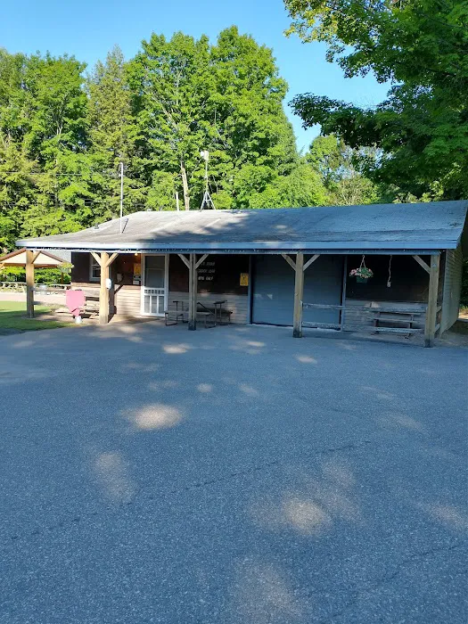 Maple Heights Campground Picture 3