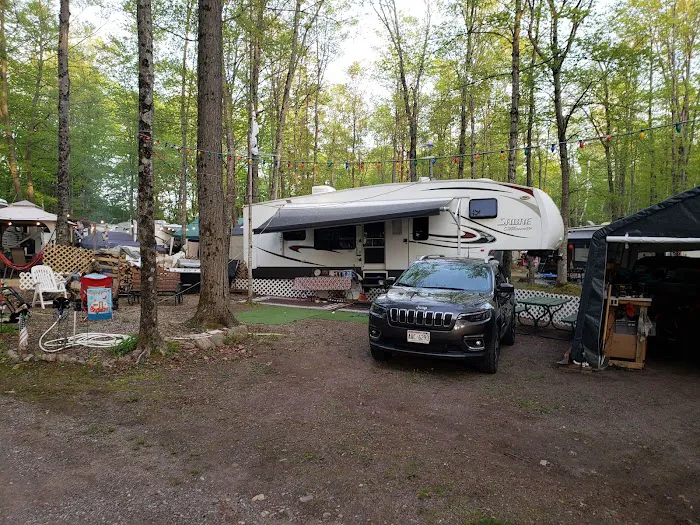 Maple Heights Campground Picture 6
