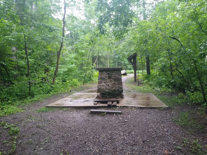 Chipmunk Rapids Campground Picture 3