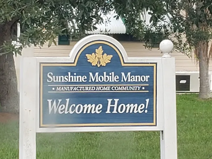 Sunshine Mobile Manor Picture 4