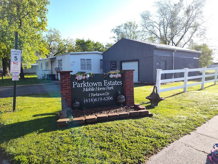 Parktown Mobile Home Park Picture 1