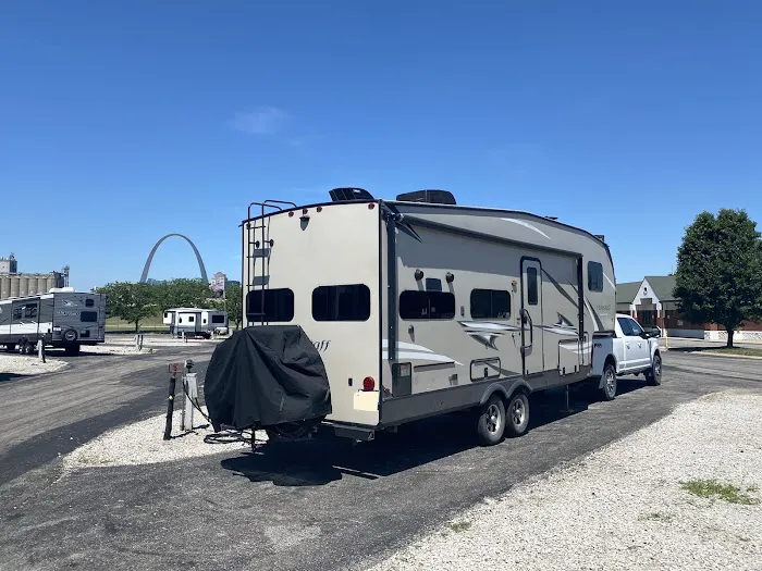 DraftKings at Casino Queen RV Park Picture 2