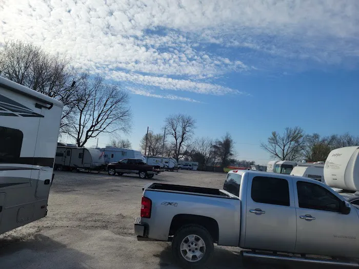 Safari RV Park Picture 3