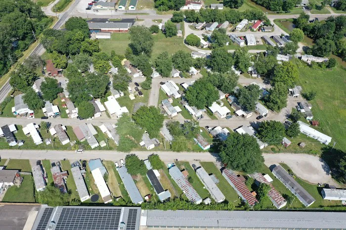 Edwards Mobile Home Park Picture 4