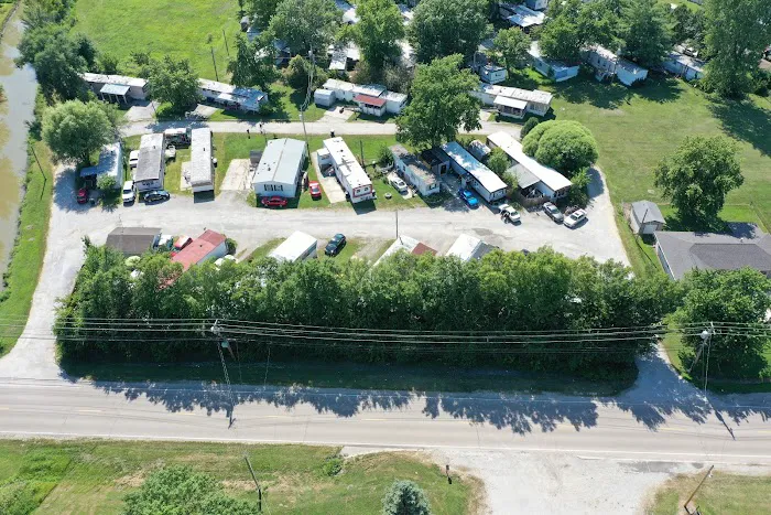Edwards Mobile Home Park Picture 3