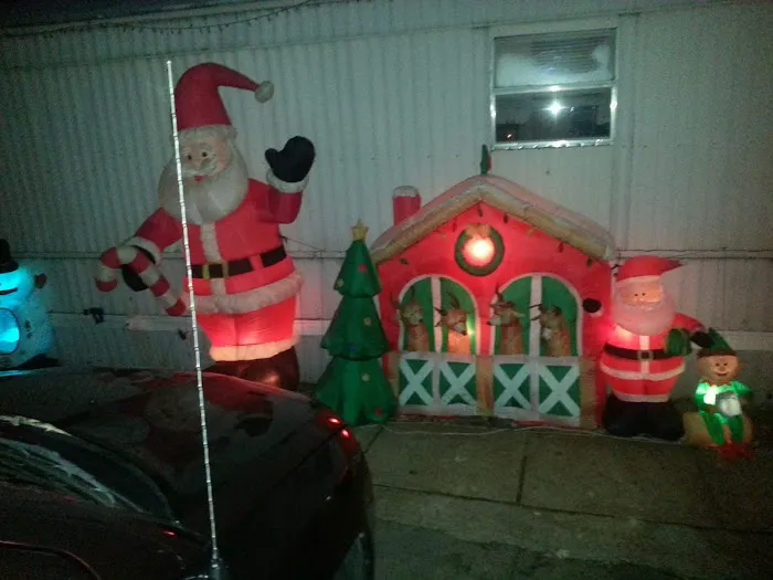 Ryan Manor Picture 5