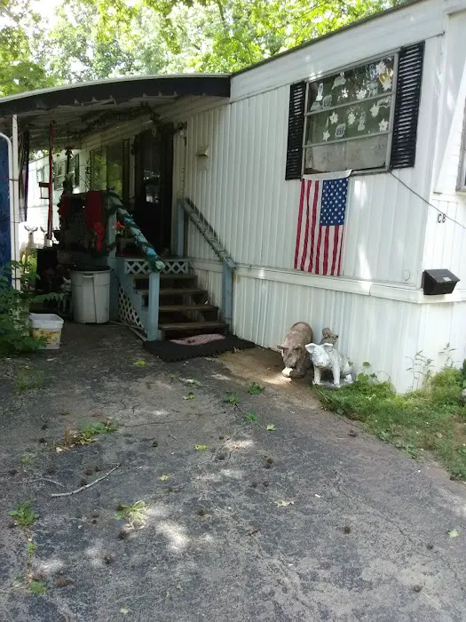 East Gate Trailer Court Inc Picture 3