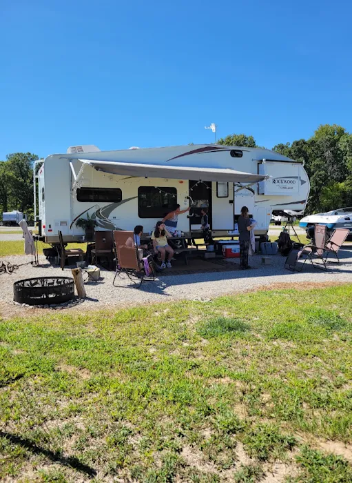Backbone Ridge RV Park Picture 4