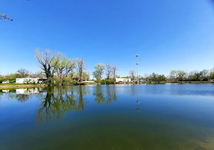 MGM Lakeside Campground Picture 3