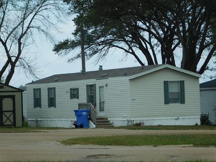Shawnee Hills Manufactured Home Community Picture 7