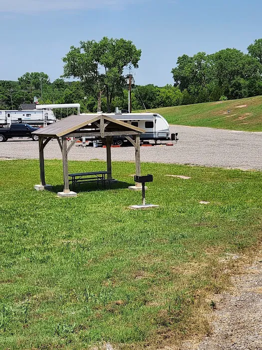 EXIT 196 RV Court & Park Picture 9