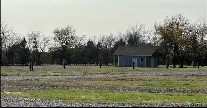 Country Campin’ RV Park Picture 4