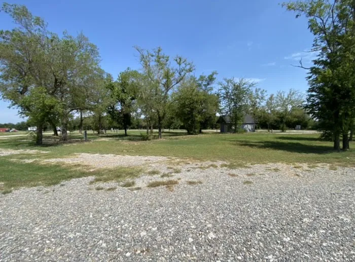 Country Campin’ RV Park Picture 8