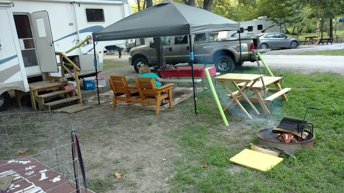 Carlyle Village Campground Picture 2