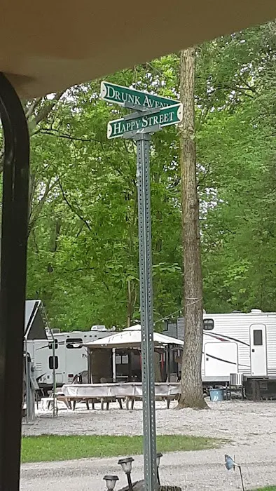 Carlyle Village Campground Picture 7