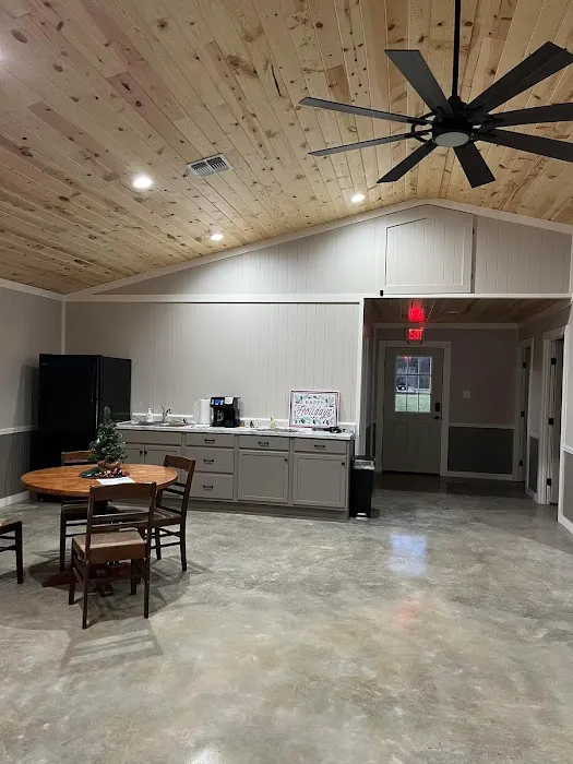 Cooper Lake RV Park Picture 5