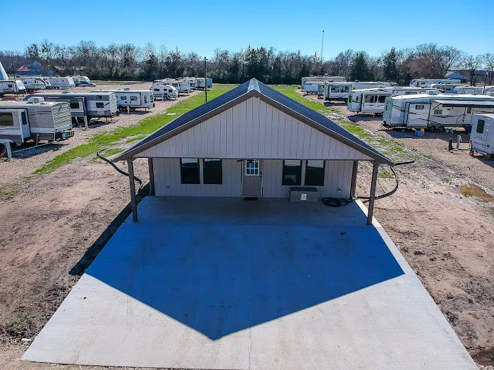 Cooper Lake RV Park Picture 9