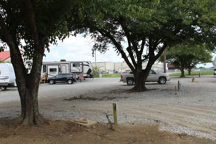 Sticklers RV Park Picture 9