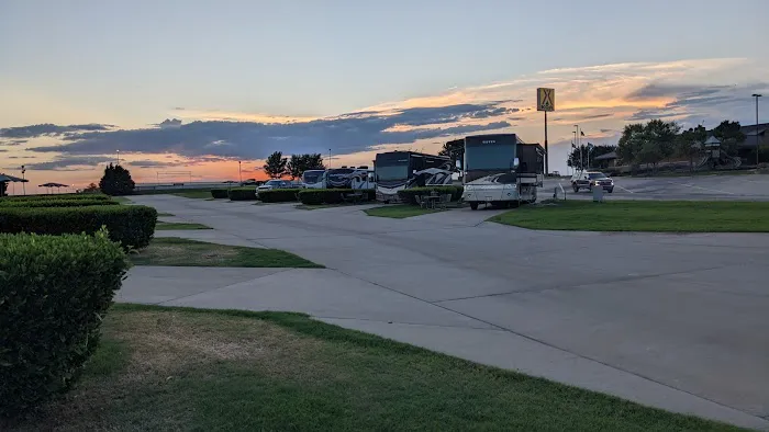 Choctaw Casino & Resort-Durant RV Park Picture 5