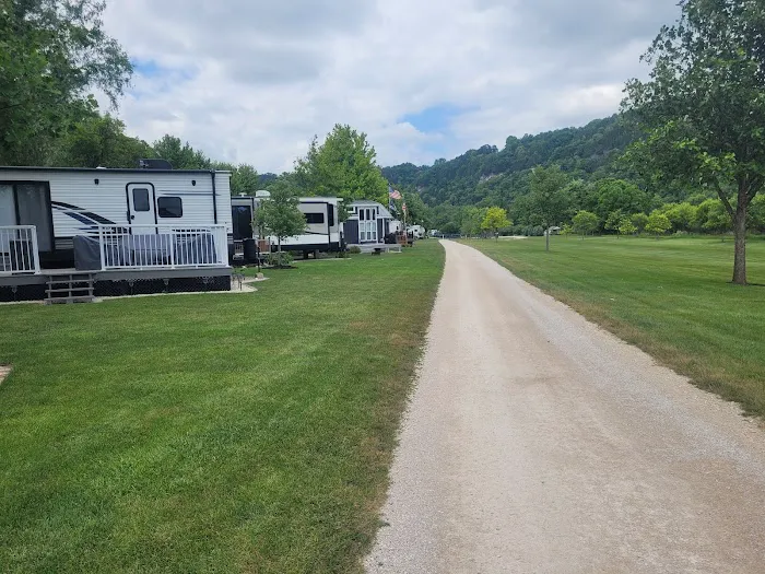 Eagle Cliff Campground Picture 6