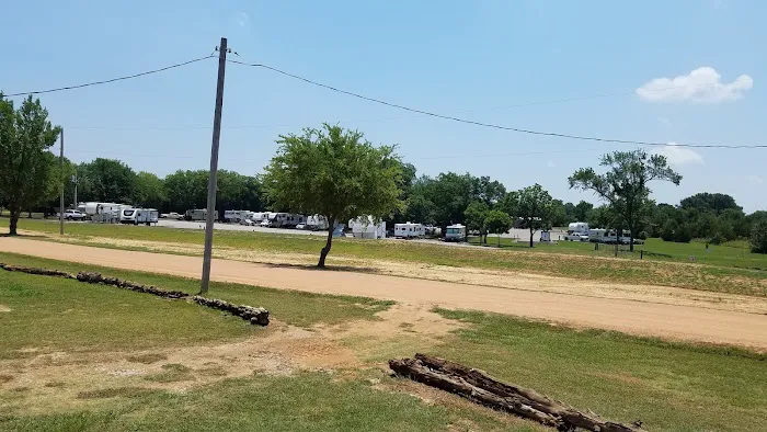 Pecan Grove RV Park Picture 1