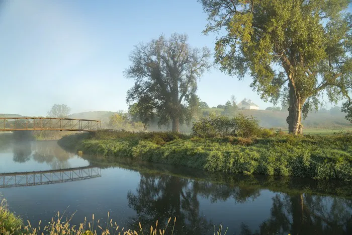 Old Barn Resort Picture 3