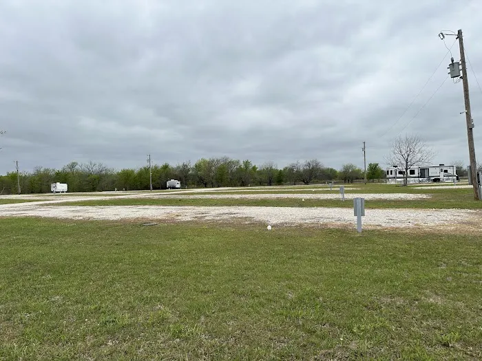 Hwy 70 RV Park and Storage - Madill Picture 1