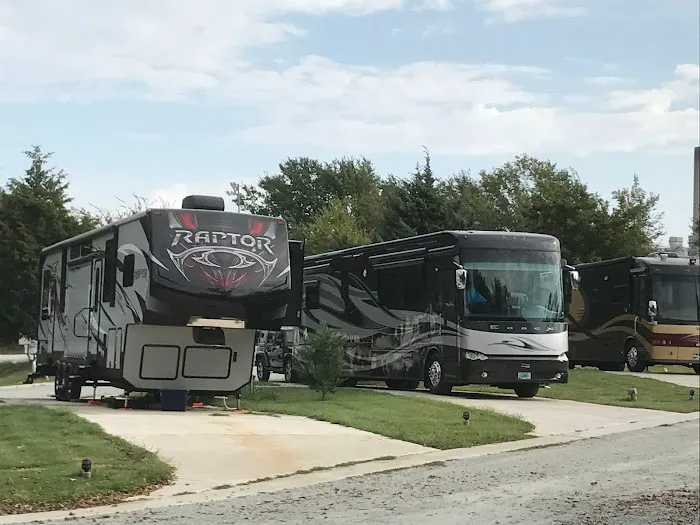 Scissortail RV Park Picture 6