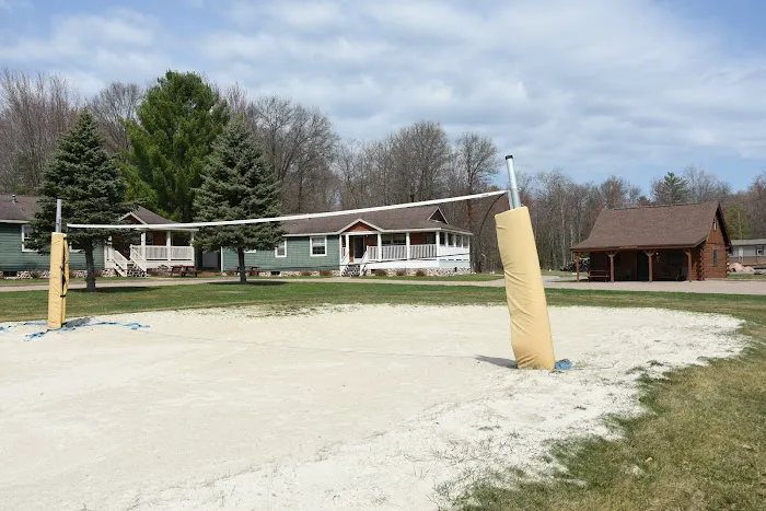 Riviera Resort Cabins & RV Rentals Picture 10