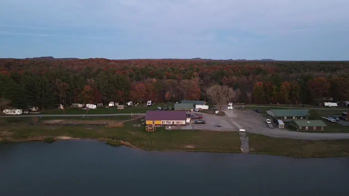 Doc's Bunkhouse Picture 7